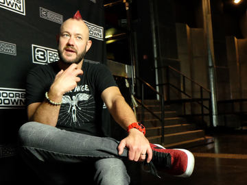 LEWITT interviewed Chet Roberts of 3 Doors Down